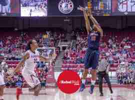 LaDarius White