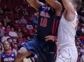 LaDarius White
