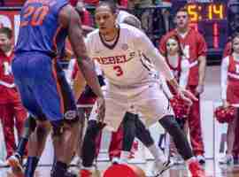 Smith guards Frazier